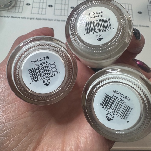 White Nail Lacquer Set - Picture 2 of 2